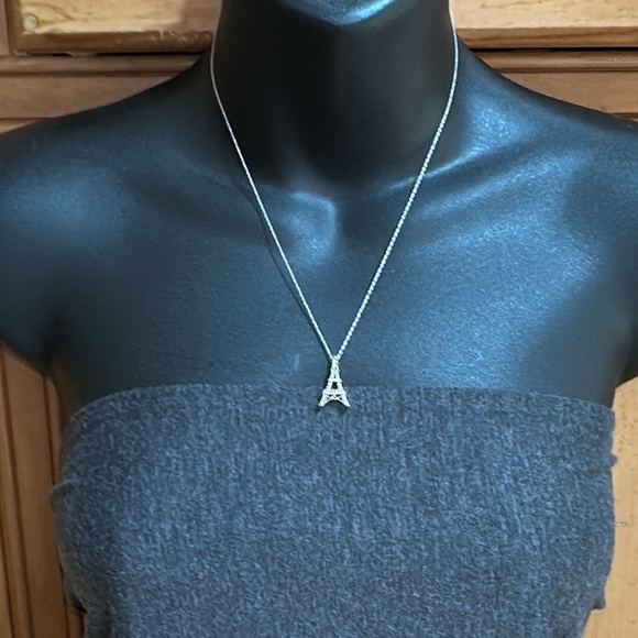 Solid 10K 10 Karat White Gold Eiffel Tower Pendant Necklace France French Paris - Picture 5 of 10